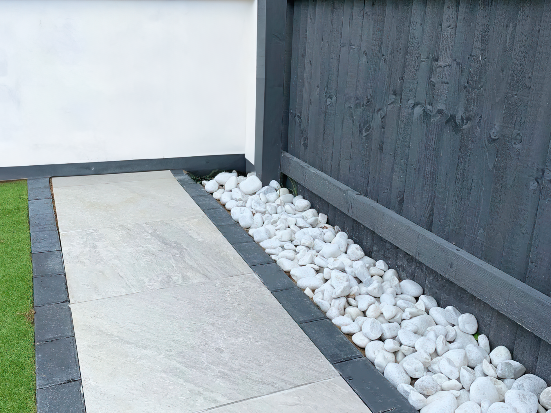 40 80mm Polar Cobbles Large Garden Cobbles