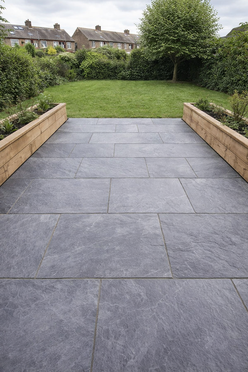 Dark Grey Slate Paving 600x900x20mm (Prestige Silver)