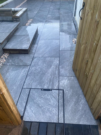 Rasa Nero Porcelain Paving