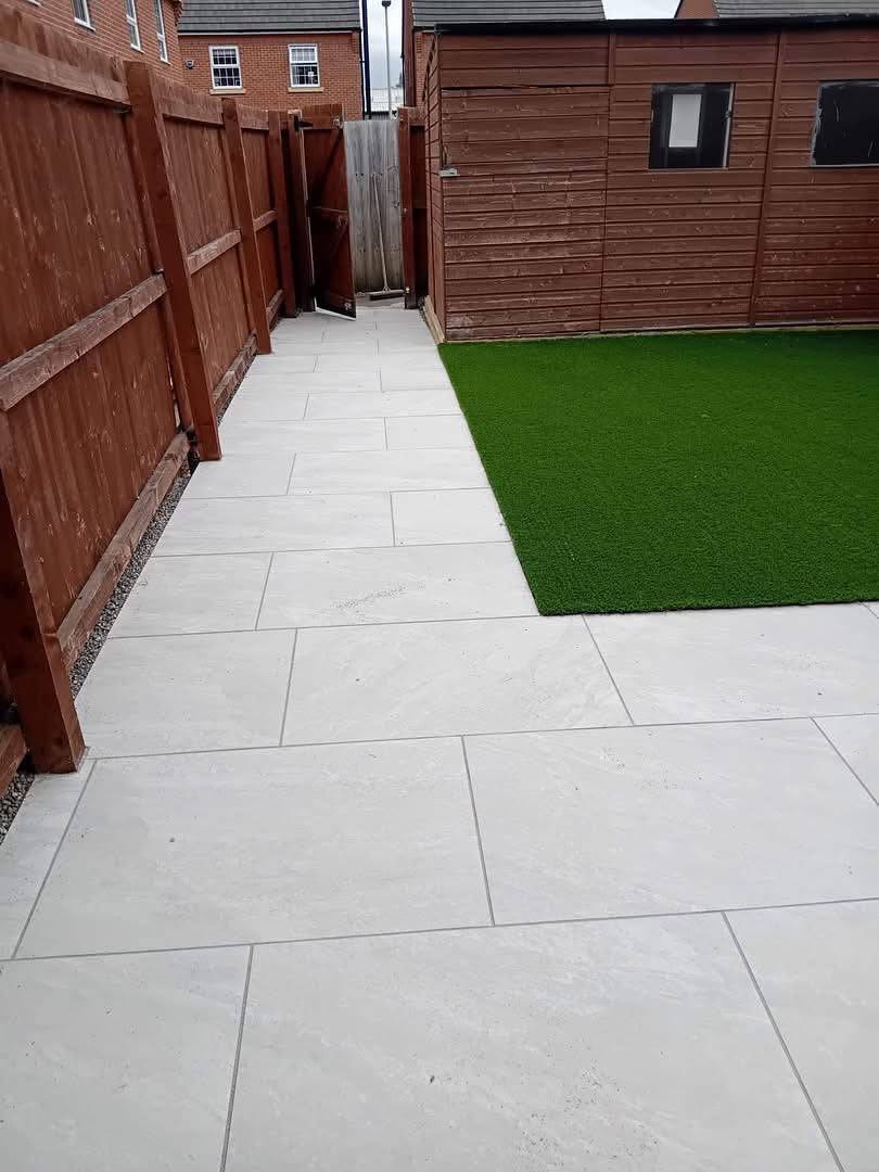 Rasa White Porcelain Paving - Single Slabs