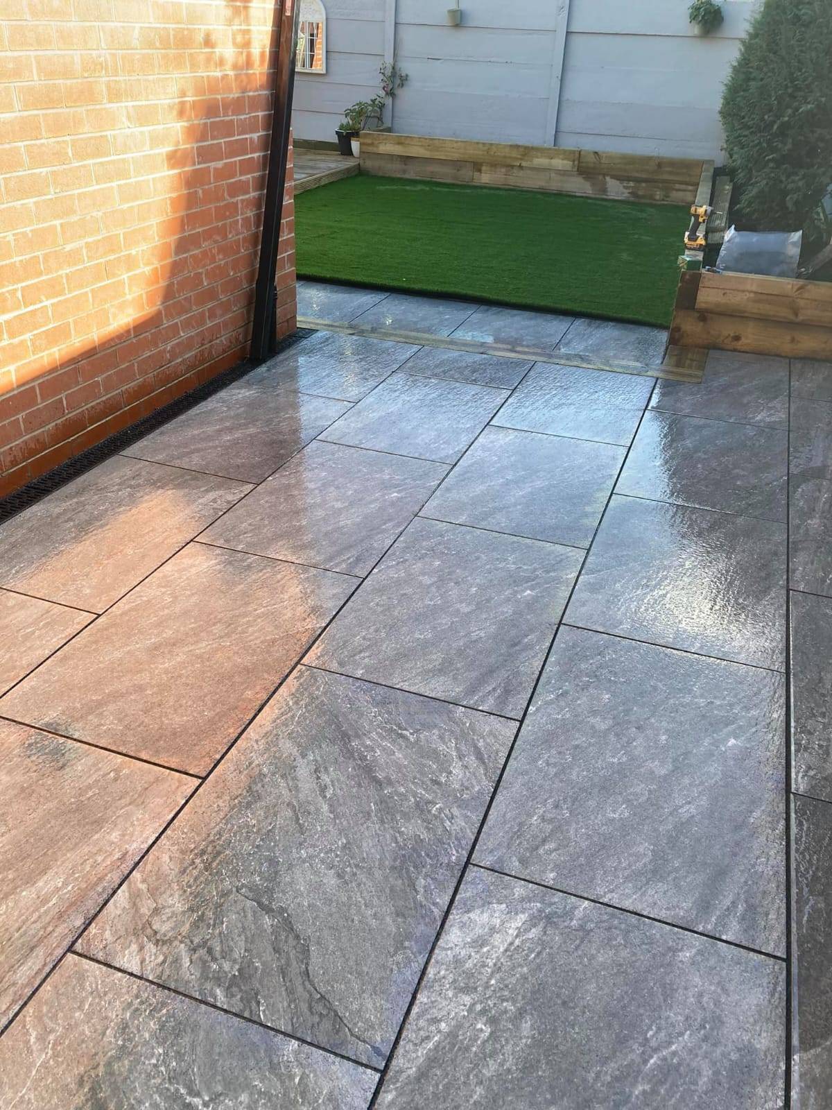 Rasa Nero Porcelain Paving