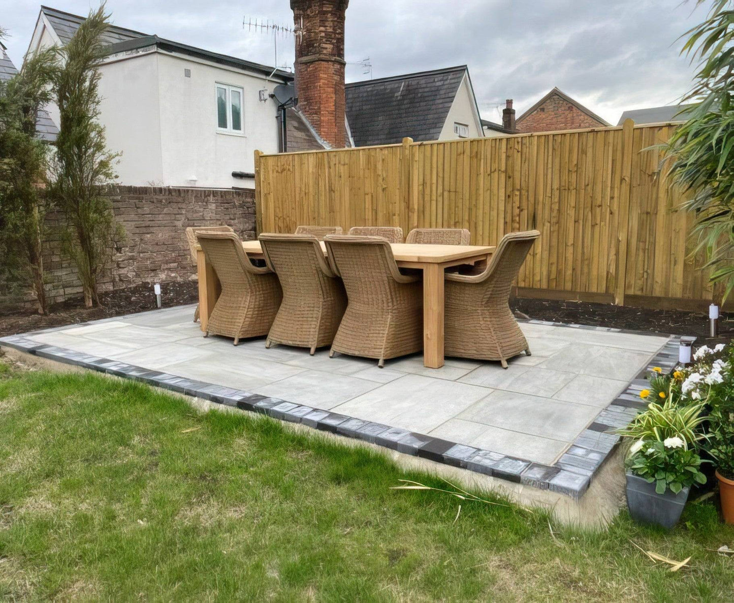 Kandla Grey Sandstone Paving Project Pack