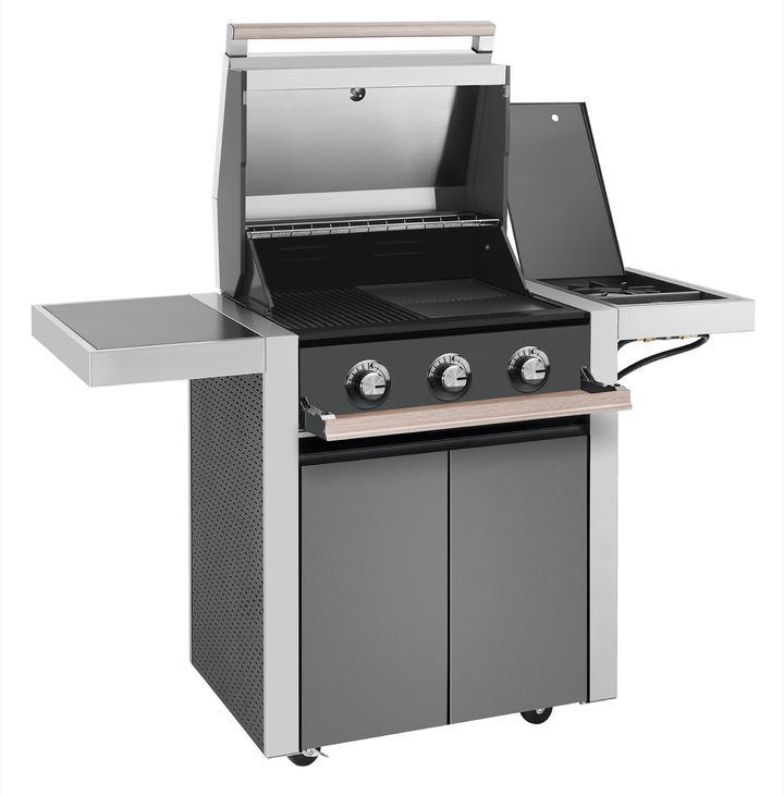 Experience the perfect outdoor cooking experience with the Brisks BeefEater 1500 Series 3 Burner BBQ & Trolley. This 3 burner BBQ boasts a closed cabinet base, three control knobs, and a side burner. It features an open lid, warming rack, main grilling area, and two side tables for prep. The grill is on wheels for easy mobility.